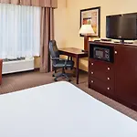 Holiday Inn Express Hotel & Suites Portland - Jantzen Beach By Ihg