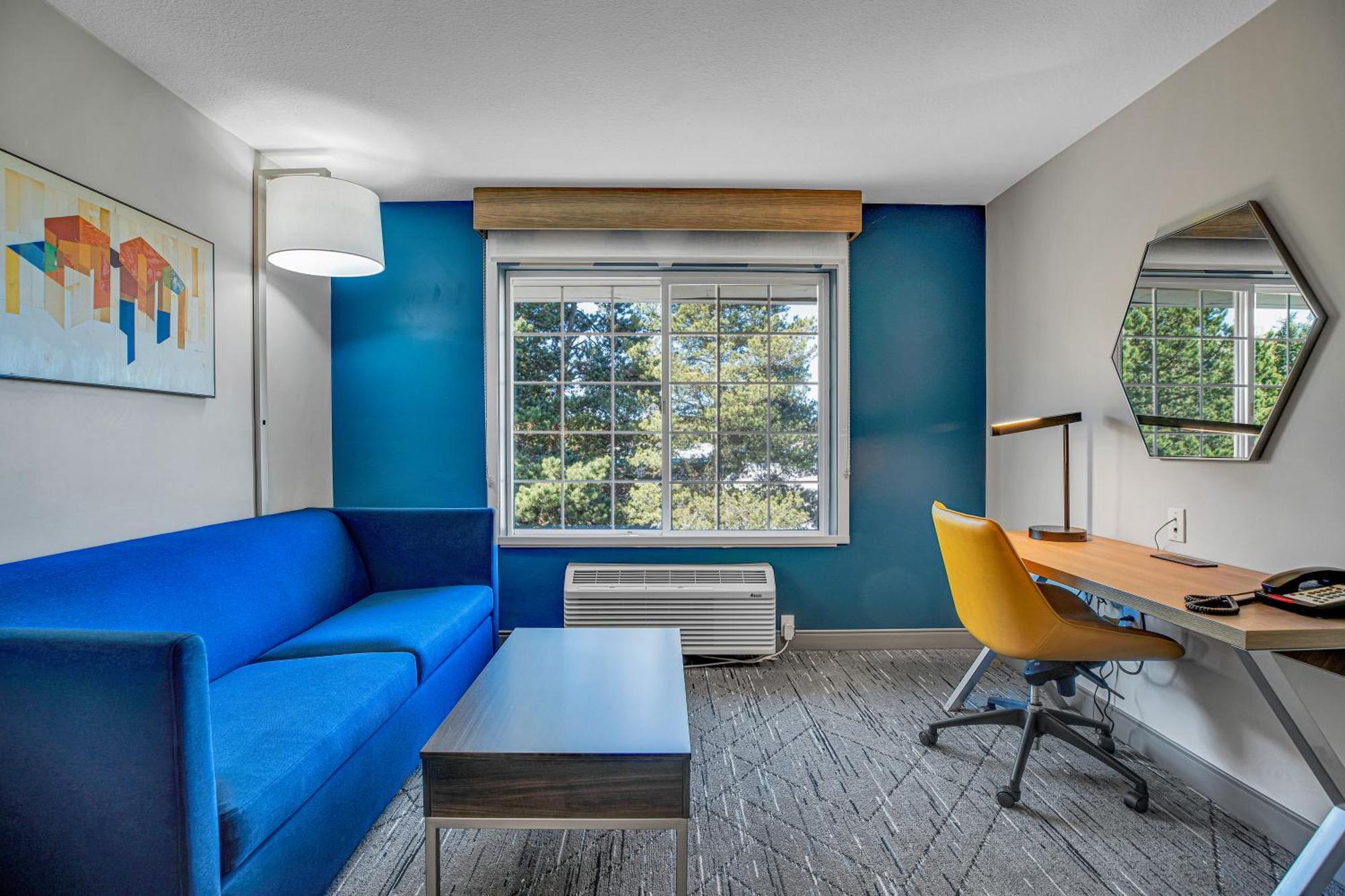 Express & - Jantzen By Ihg Hotel