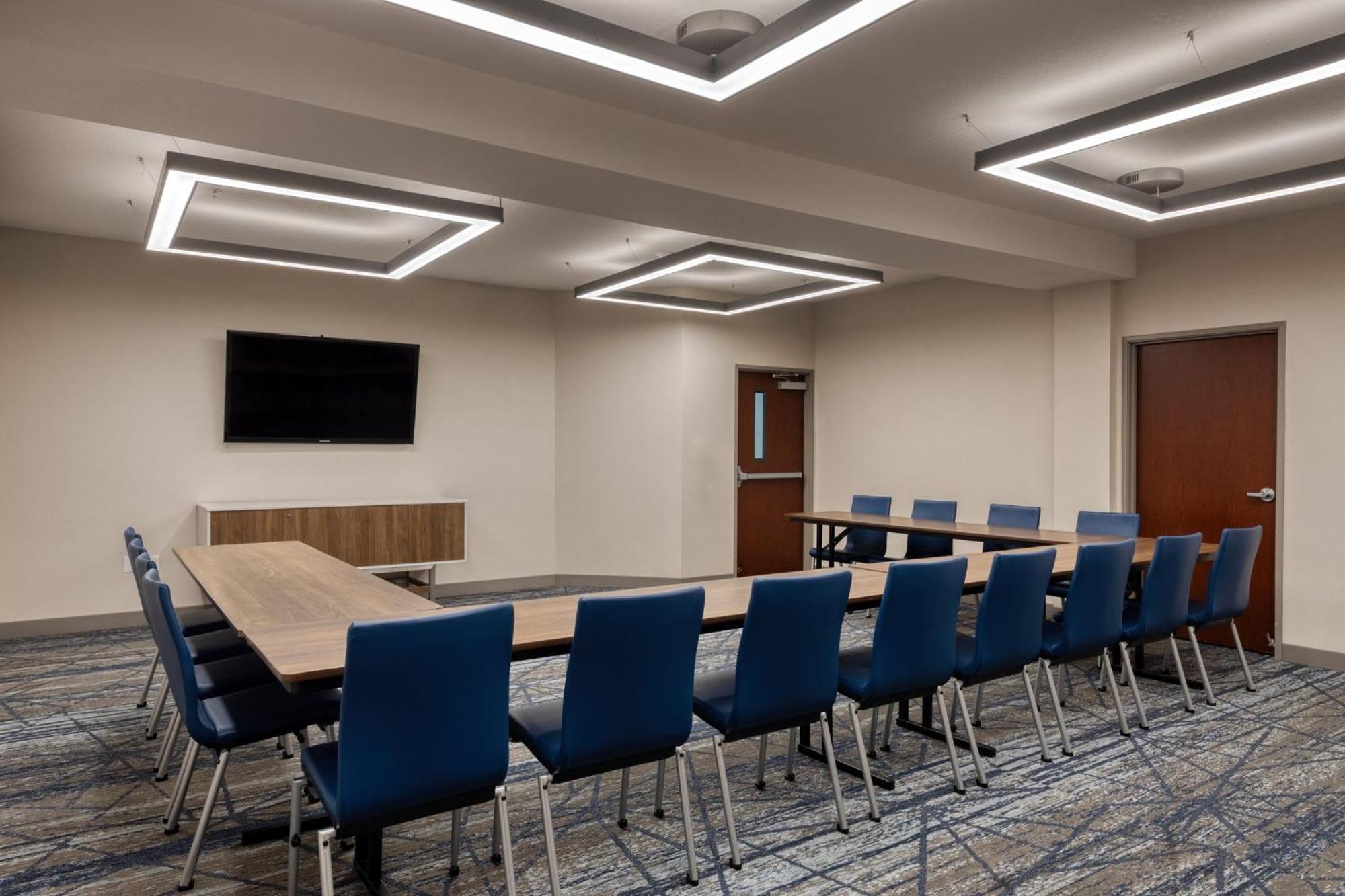 Express & - Jantzen By Ihg