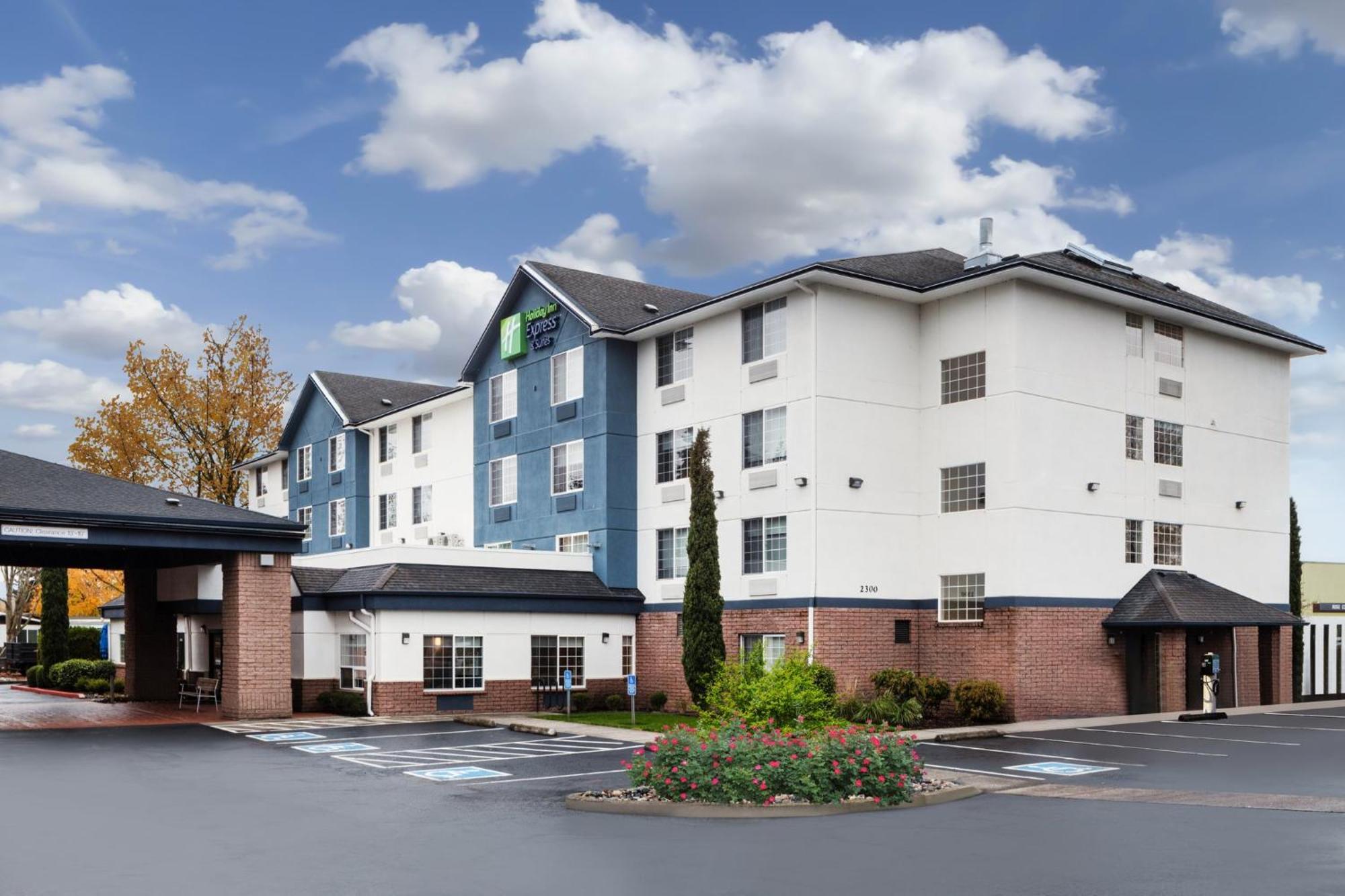 Hotel Express & - Jantzen By Ihg 3*