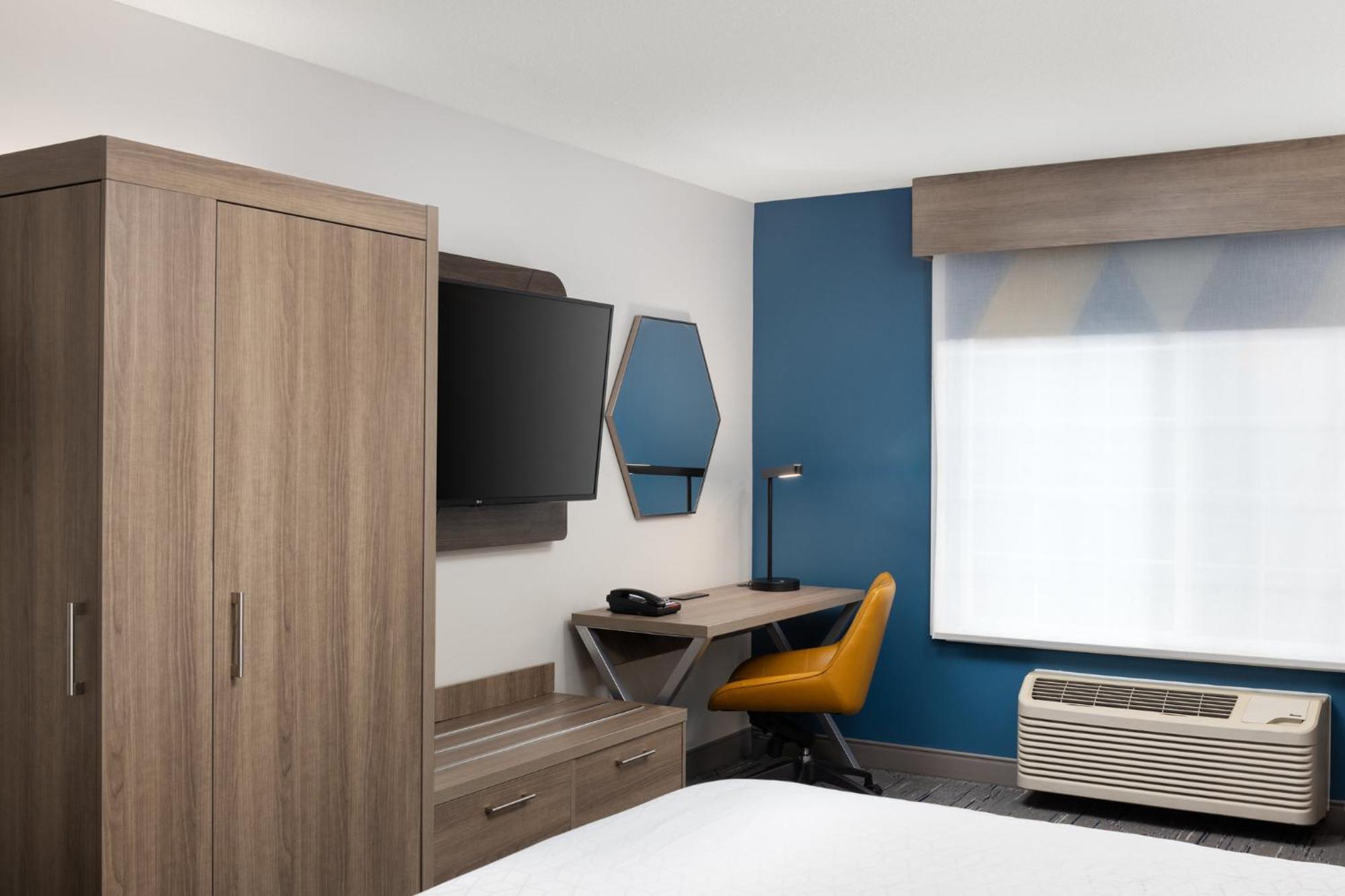Express & - Jantzen By Ihg Hotel 3*